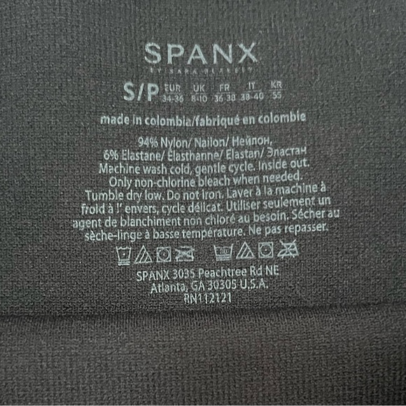 ❌SPANX Classic Black Leggings❌ NOT FOR SALE - Picture 3 of 4